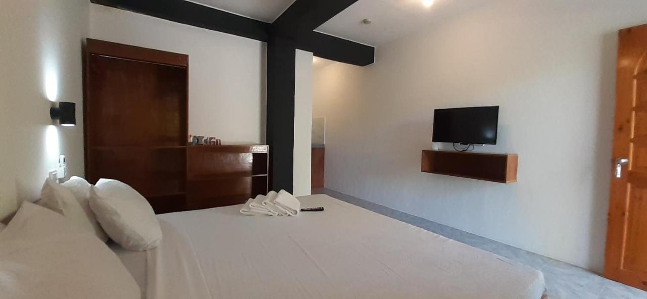 Jalyn'S Resort Sabang Puerto Galera Εξωτερικό φωτογραφία