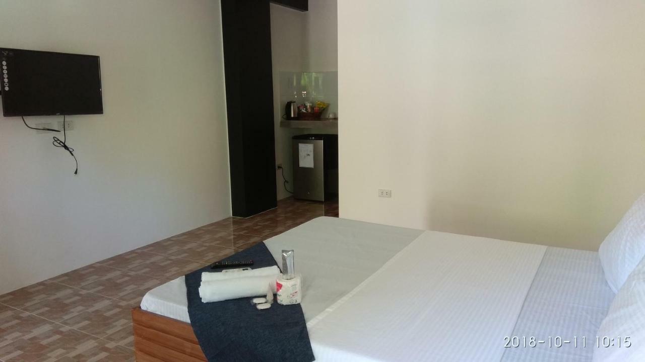 Jalyn'S Resort Sabang Puerto Galera Εξωτερικό φωτογραφία